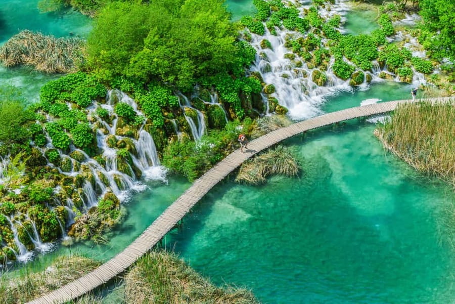 Zagreb: Plitvice with Ticket & Rastoke Tour for Max 8 people - The boat and panoramic train rides