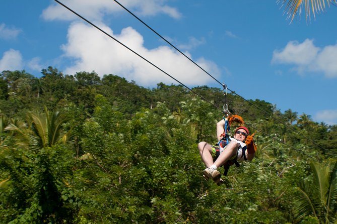 Zipline Adventure in El Limón - Ten cables, 20 platforms, and plenty of airtime